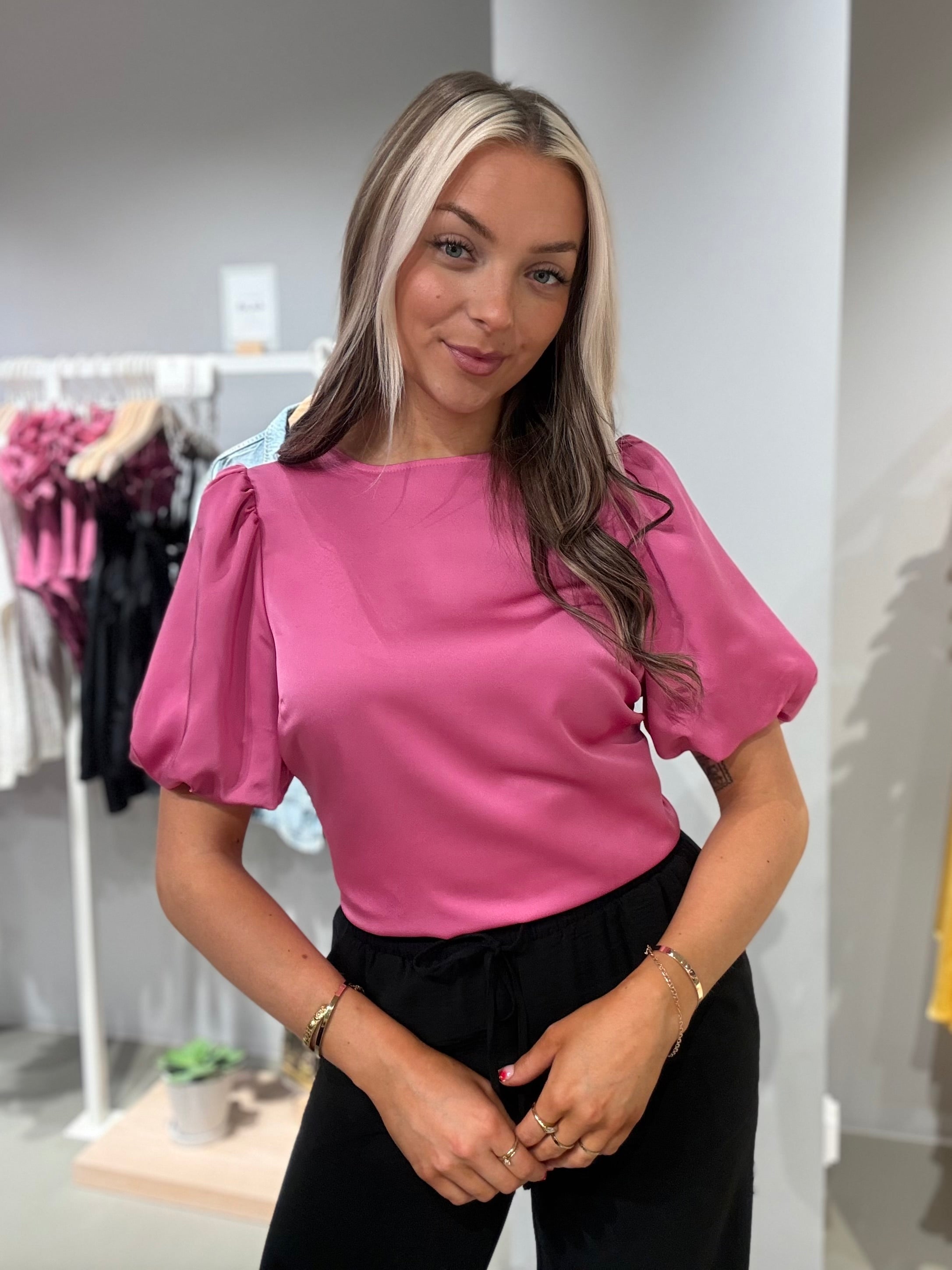 VIELLETTE Top - Fiji Flower